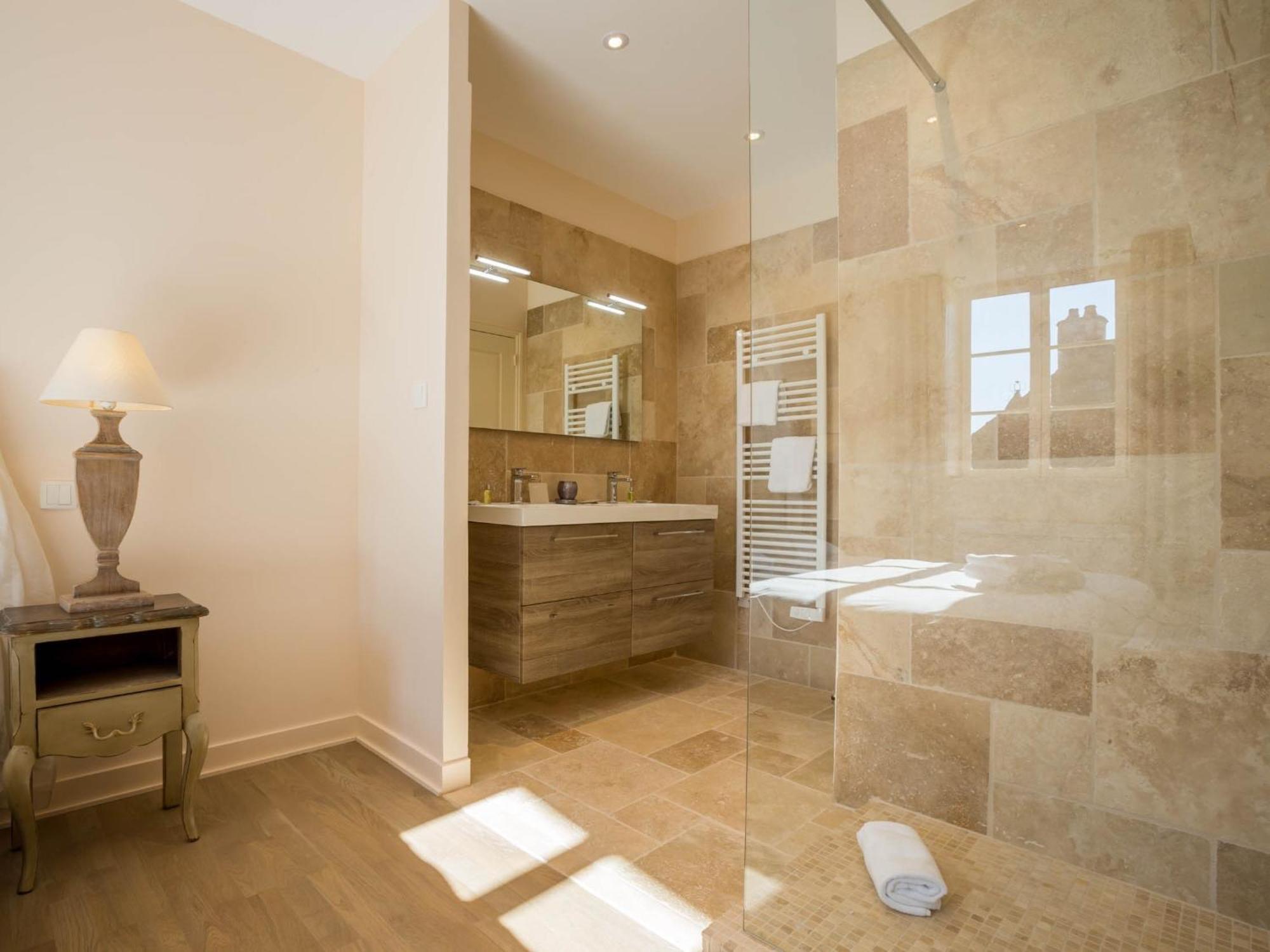 Le Cara - 4 Appartements Calmes Et Chics Au Coeur De Beaune Beaune  Rom bilde