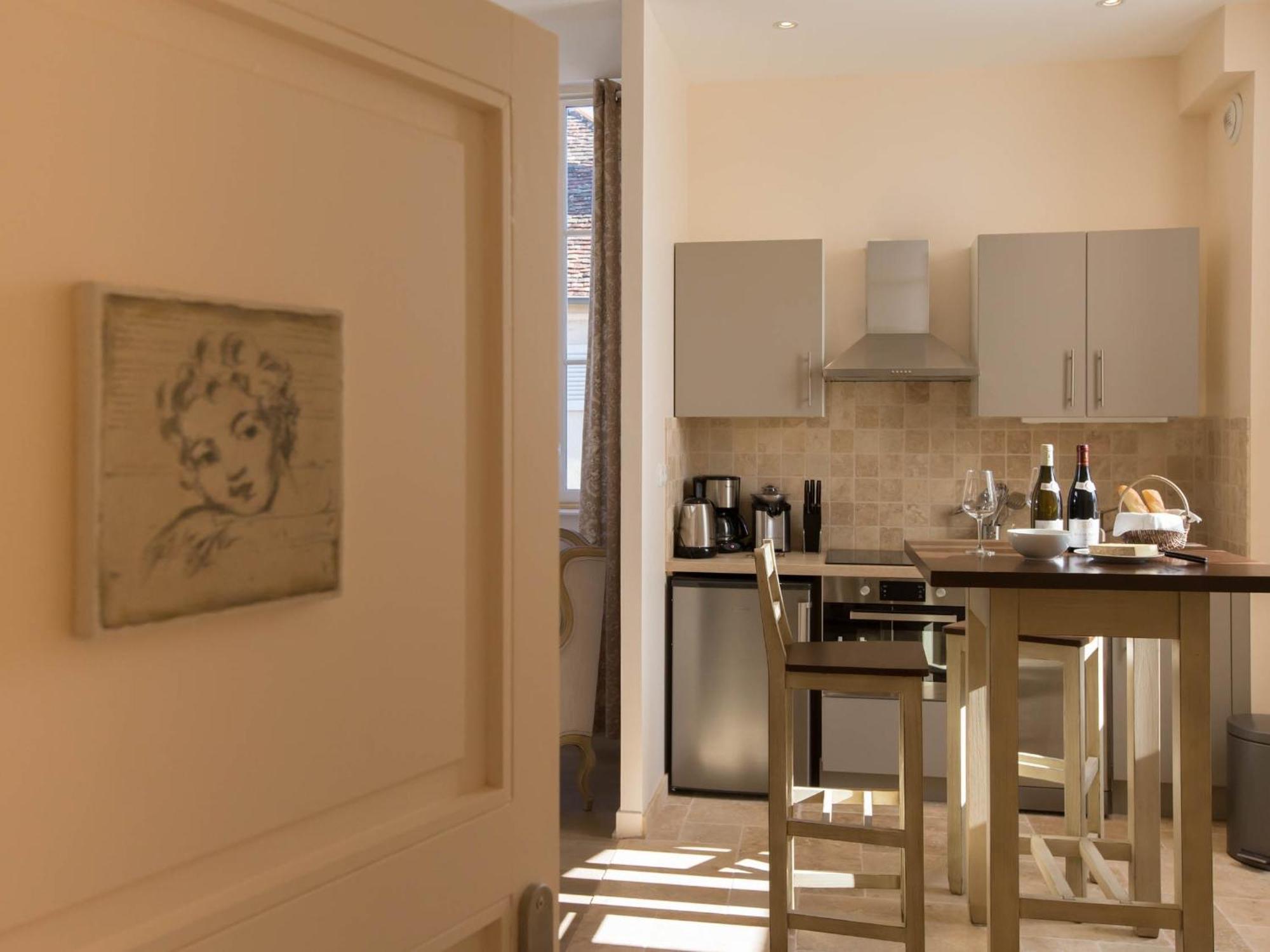Le Cara - 4 Appartements Calmes Et Chics Au Coeur De Beaune Beaune  Rom bilde