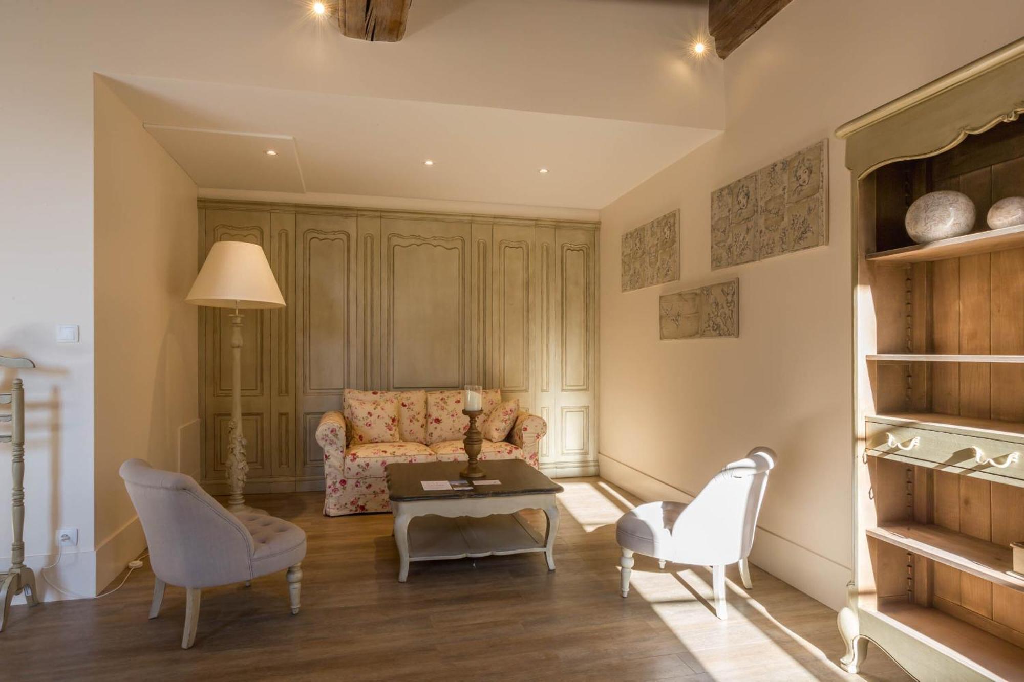 Le Cara - 4 Appartements Calmes Et Chics Au Coeur De Beaune Beaune  Rom bilde